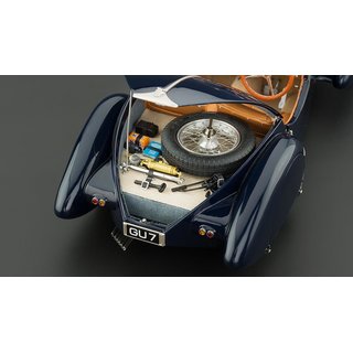 CMC M136 Bugatti 57 SC Corsica Roadster, 1938 Award Winning Version Massstab 1:18