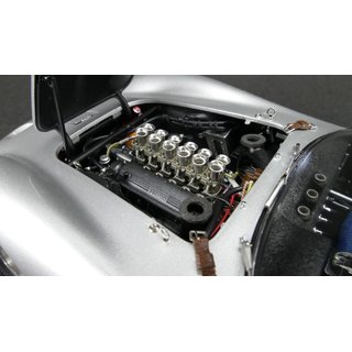 CMC M-151 Ferrari 250 GTO, 1962 / Silber Massstab 1:18