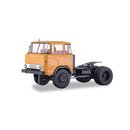 SSM 83SSM1290 KAZ 608 Zugmaschine Mastab: 1:43