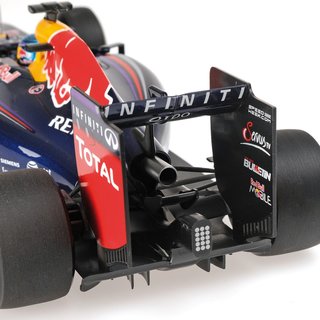 Minichamps 110140001 INFINITI RED BULL RACING,Vettel 2014 Massstab: 1:18