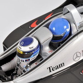 Minichamps 530981878 McLaren Mercedes MP4-98T, 2-Sitzer Massstab: 1:18