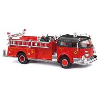 Busch 46018 LaFrance Pumpwagen, Fire Department  Mastab 1:87