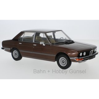 IXO MCG18120  BMW 5er (E12), metallic-dunkelbraun, 1973  Mastab 1:18