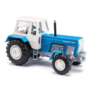 *Busch 42855 Traktor Fortschritt ZT 303 mit Buerin, blau, 1967  Mastab 1:87