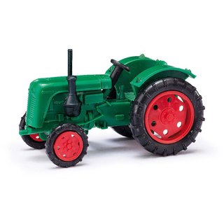 Busch 211006700 Traktor Famulus grn/rot Mastab N