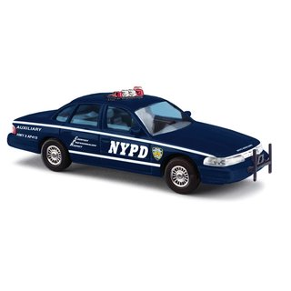 Busch 49002 Ford Crown Victoria, NYPD Auxiliary Police  Mastab 1:87