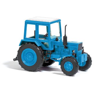 *Busch 51311 Traktor Belarus MTS-82, blau, 1983  Mastab 1:87