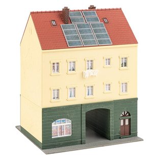 Faller 130628 Stadthaus mit Modellbaugesch