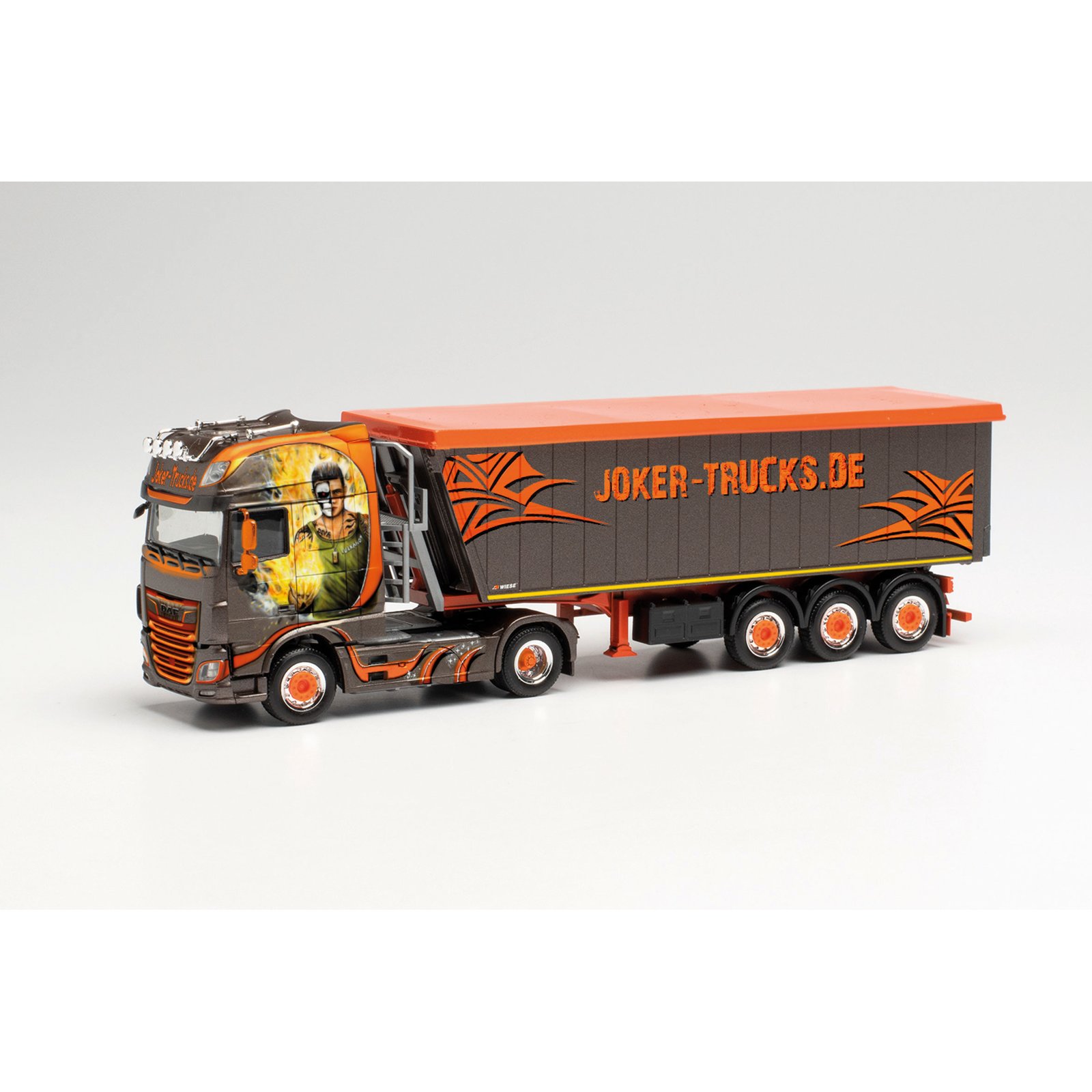 Herpa 1:87 – Camion DAF XF 105 SSC HZ + Remorque DHL – Échelle HO – Occasion