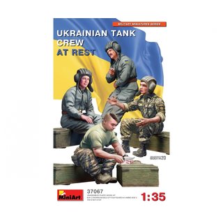 MiniArt 550037067 Mastab: 1:35 Fig. Ukrainian Panzerb. In Ruhe (4)