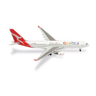 Herpa 537148 Airbus A330-200 Qantas, Pride is in the Air  Mastab 1:500