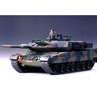 Tamiya 300035242 1:35 Bundeswehr Leopard 2A5 (