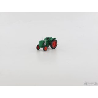 Mehlhose 10112 Traktor Famulus, grn/rote Felgen Massstab: H0